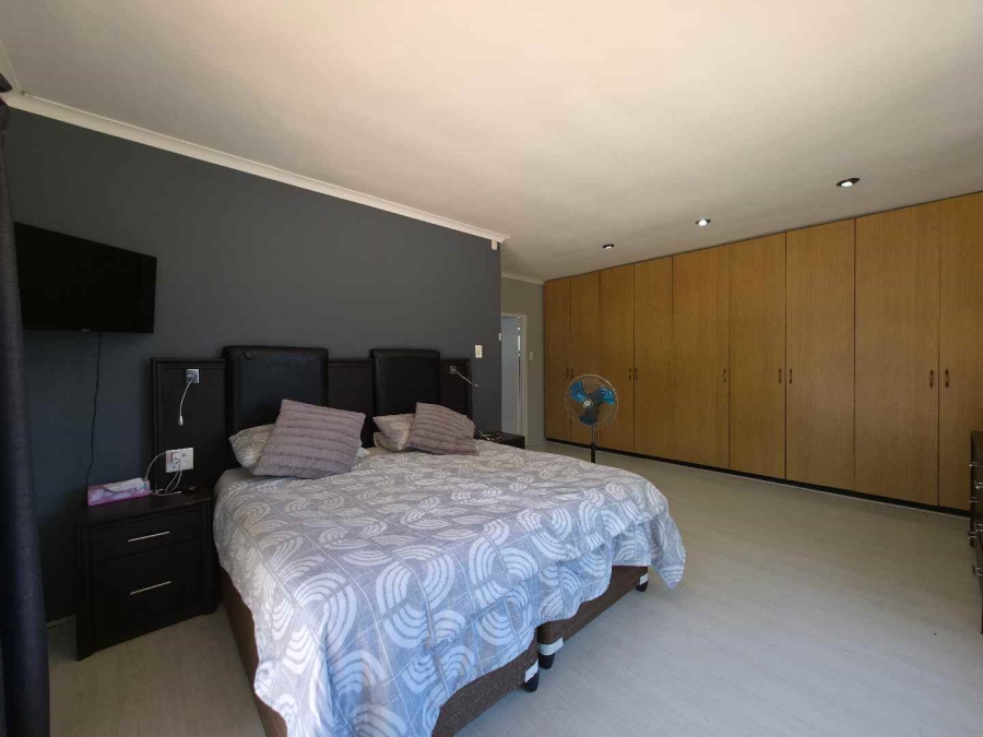 3 Bedroom Property for Sale in Welgelegen Western Cape